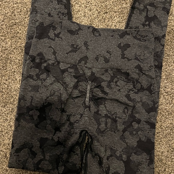 Gymshark leggings - Picture 4 of 5